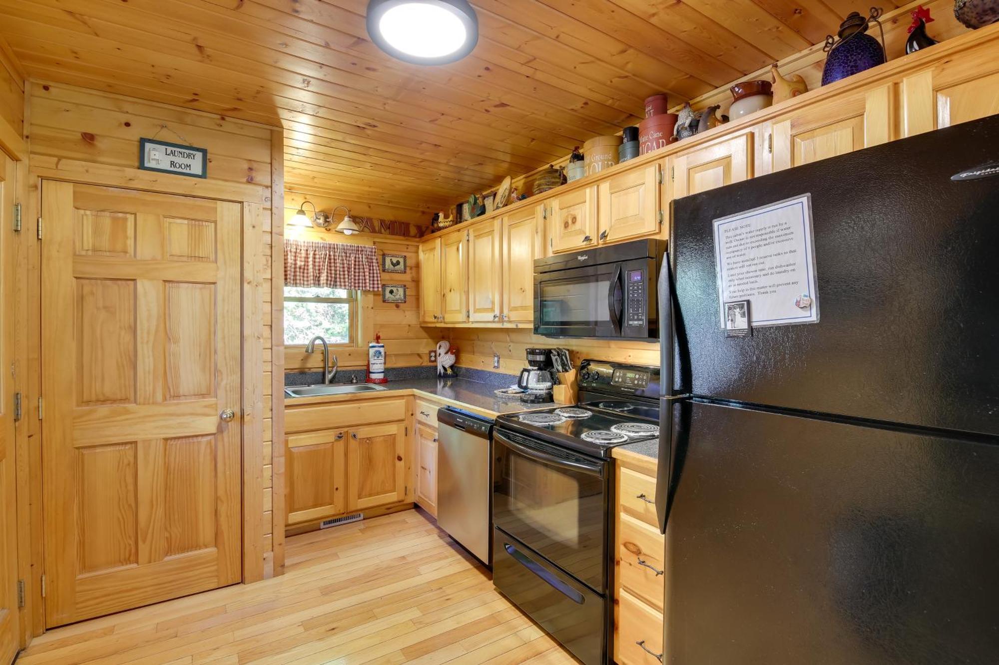 Secluded And Wooded Wears Valley Cabin With Fire Pit! Севьервилл Экстерьер фото