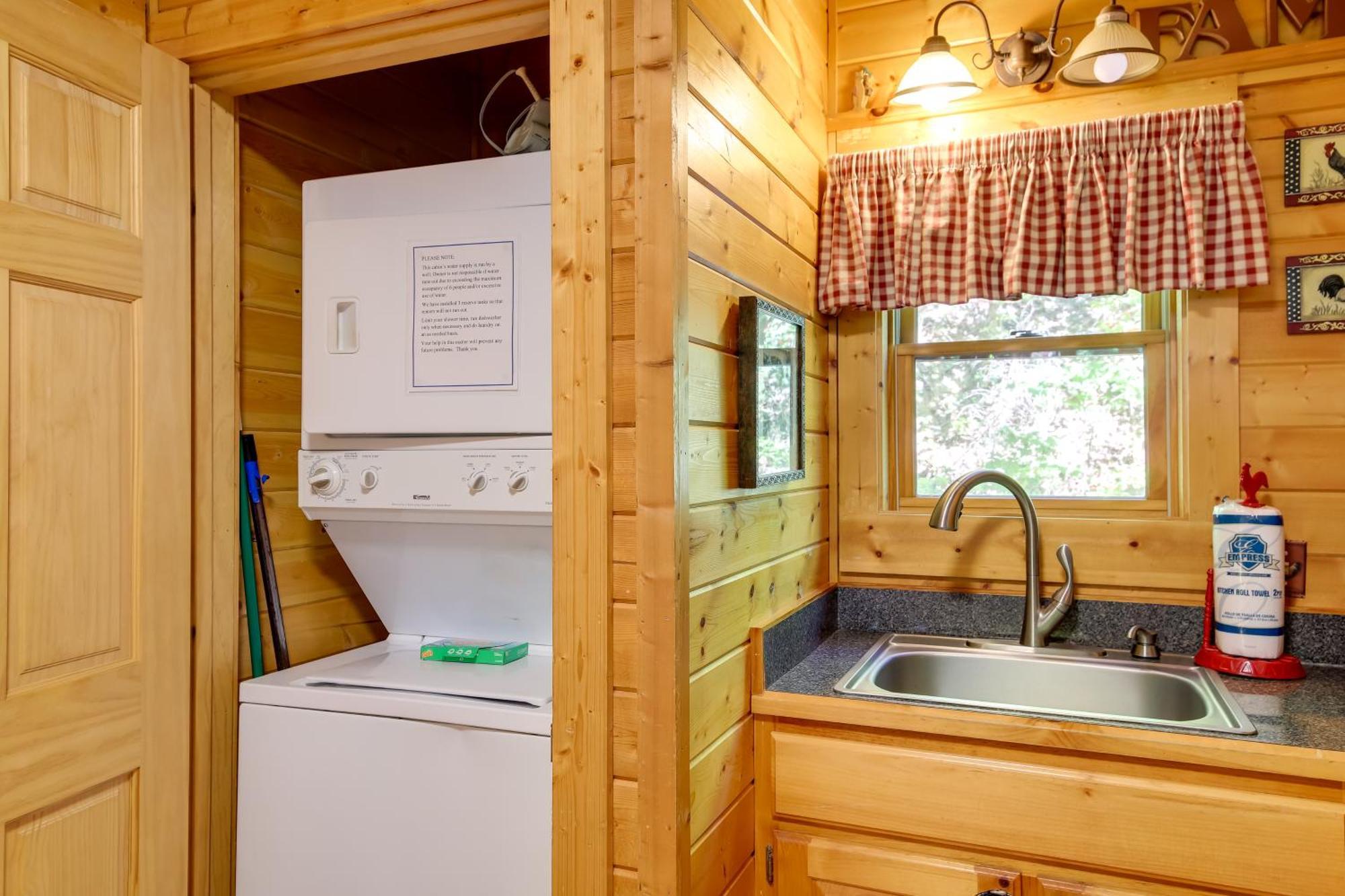 Secluded And Wooded Wears Valley Cabin With Fire Pit! Севьервилл Экстерьер фото