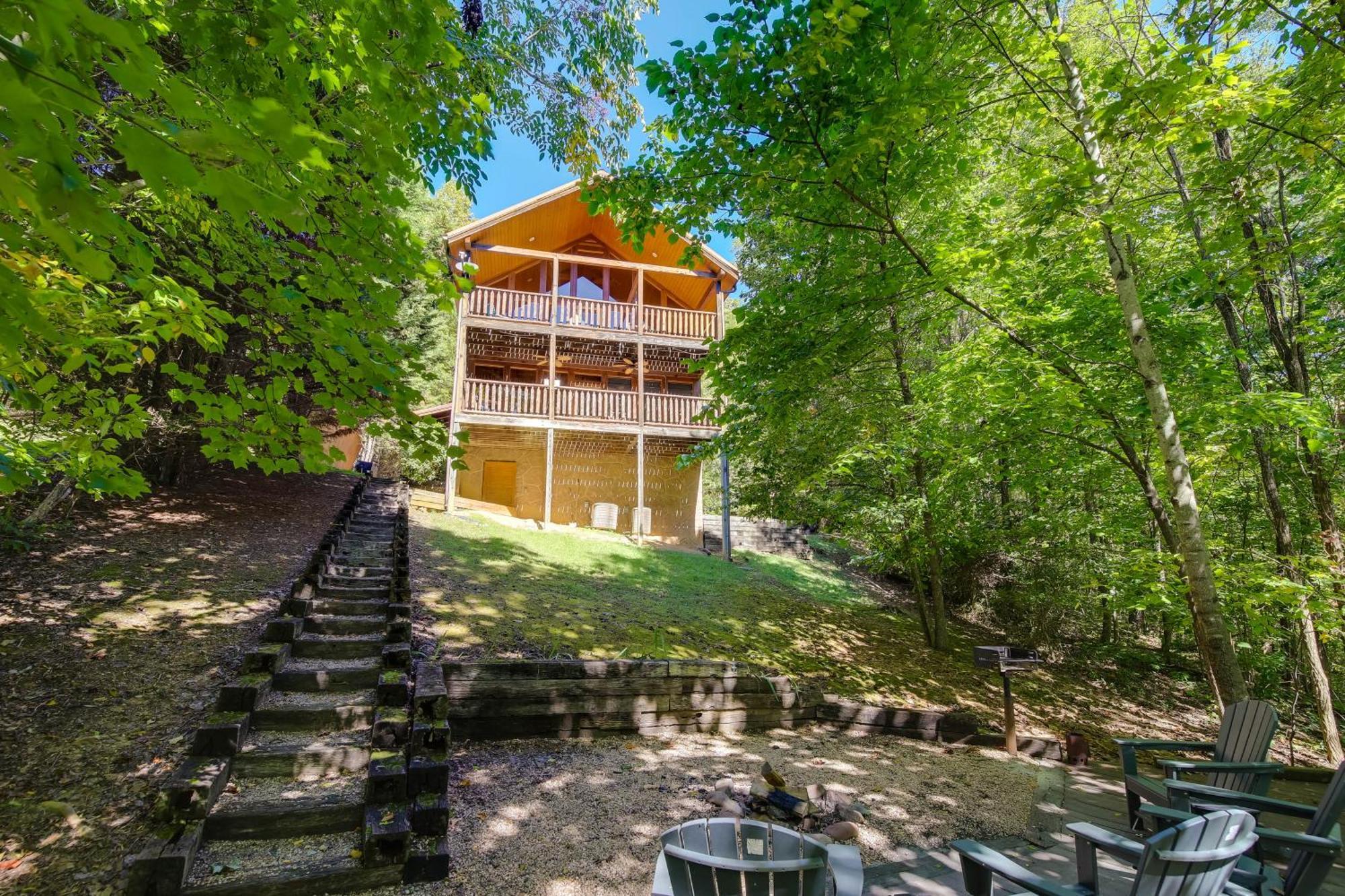 Secluded And Wooded Wears Valley Cabin With Fire Pit! Севьервилл Экстерьер фото